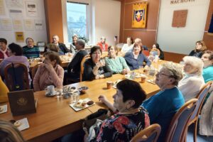 Přednáška první pomoci pro seniory v Machové zaznamenala vysoký zájem